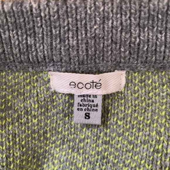 Grey sweater with rad neon green sz M - Picture 5 of 5